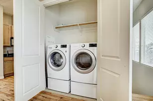 3824 Center Plaza Dr, Houston, TX 77007 - Photo 6