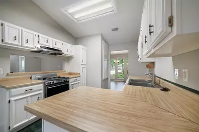 3134 Village Park Drive, Kingwood, TX 77339 - Photo 20