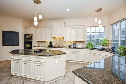 11302 Cypress Creek Lakes Drive, Cypress, TX 77433 - Photo 10