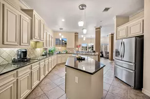 11302 Cypress Creek Lakes Dr, Cypress, TX 77433 - Photo 10