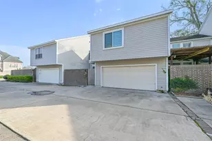 2600 Nantucket Dr, Houston, TX 77057 - Photo 2