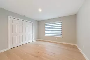 2600 Nantucket Dr, Houston, TX 77057 - Photo 38