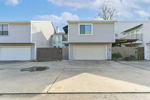 2600 Nantucket Dr, Houston, TX 77057 - Photo 1