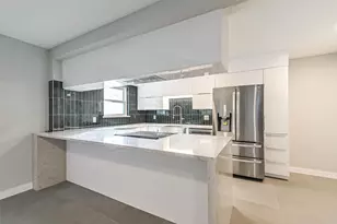 2600 Nantucket Dr, Houston, TX 77057 - Photo 16