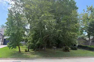 4013 Windswept Dr, Montgomery, TX 77356 - Photo 1