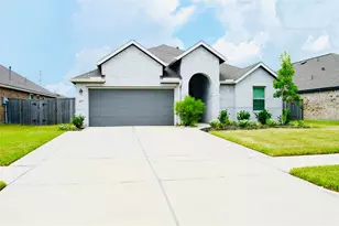 4227 Sterling Vw Blvd, Baytown, TX 77521 - Photo 1