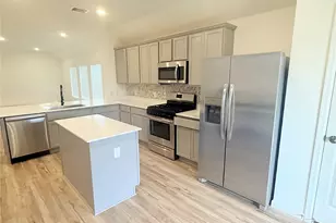 4227 Sterling Vw Blvd, Baytown, TX 77521 - Photo 8