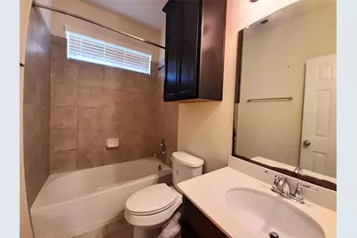 6002 Mangrove Falls Court, Sugar Land, TX 77479 - Photo 18
