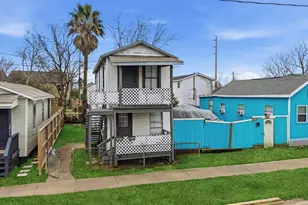 3913 Winnie St, Galveston, TX 77550 - Photo 30