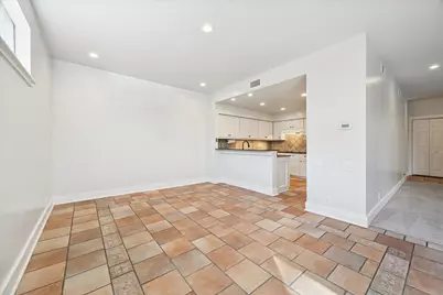 225 Litchfield Lane, Houston, TX 77024 - Photo 12