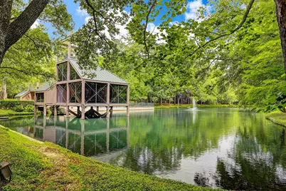 225 Litchfield Lane, Houston, TX 77024 - Photo 40