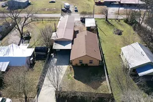 404 N Wilson St, Madisonville, TX 77864 - Photo 14