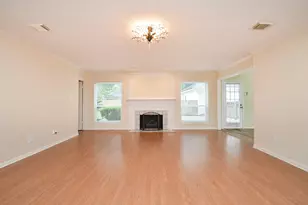 4415 Knightsbridge Blvd, Sugar Land, TX 77479 - Photo 16