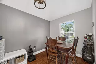 720 Springwood Dr, Conroe, TX 77385 - Photo 8