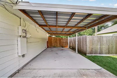 720 Springwood Drive, Conroe, TX 77385 - Photo 26