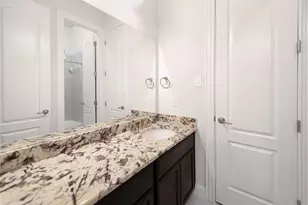 10243 S Goshawk Trl, Conroe, TX 77385 - Photo 24