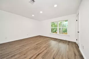 33 Kittiwake Ct, The Woodlands, TX 77380 - Photo 22