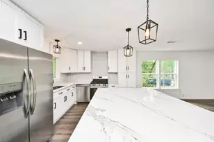33 Kittiwake Ct, The Woodlands, TX 77380 - Photo 14