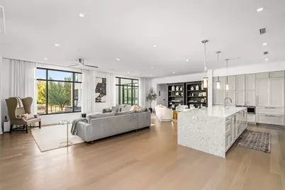 6017 Memorial #202, Houston, TX 77007 - Photo 2