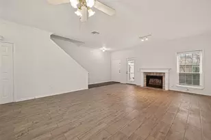 8097 El Mundo St, Houston, TX 77054 - Photo 4