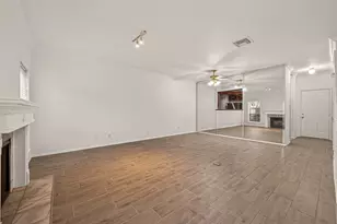 8097 El Mundo St, Houston, TX 77054 - Photo 8
