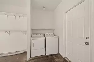 8097 El Mundo St, Houston, TX 77054 - Photo 36