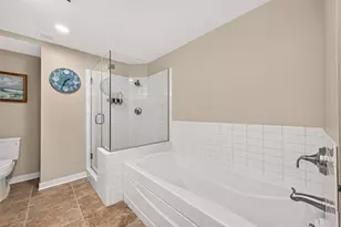 801 E Beach Dr, Galveston, TX 77550 - Photo 24