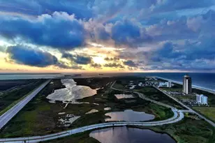 801 E Beach Dr, Galveston, TX 77550 - Photo 22