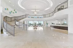 801 E Beach Dr, Galveston, TX 77550 - Photo 18