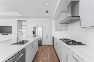 2323 W Main St, Houston, TX 77098 - Photo 16