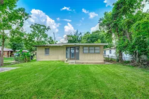 4440 Castor St, Houston, TX 77022 - Photo 2