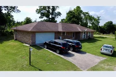 579 County Road 145, Liberty, TX 77575 - Photo 8