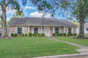 10330 Summerhill Dr, Houston, TX 77070 - Photo 2