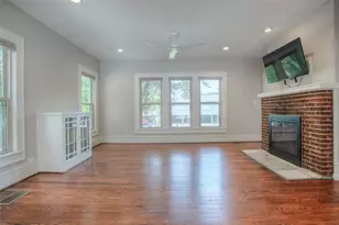 2010 Ave N 1/2, Huntsville, TX 77340 - Photo 8