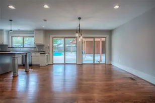 2010 Ave N 1/2, Huntsville, TX 77340 - Photo 4