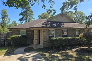 1043 Mann Rd, Conroe, TX 77303 - Photo 2
