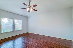 6023 Indian Creek, Missouri City, TX 77459 - Photo 6