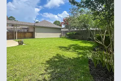 7202 Starbridge Drive, Houston, TX 77095 - Photo 46