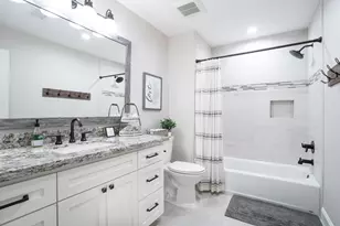 7202 Starbridge Dr, Houston, TX 77095 - Photo 36