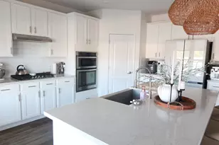 3705 Eastbury Ln, Pearland, TX 77584 - Photo 8