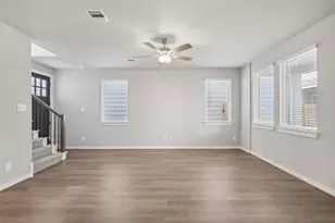 19923 Emerald Bnd Wy, Atascocita, TX 77346 - Photo 4