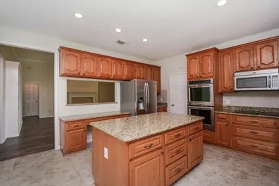 705 Eagle Lakes Drive, Friendswood, TX 77546 - Photo 16