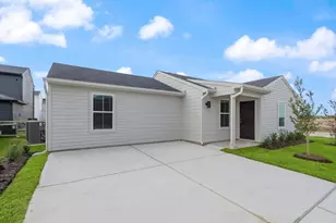 30530 Wolfburn St, Waller, TX 77484 - Photo 2