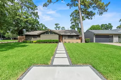 1754 Conrad Sauer Drive, Houston, TX 77043 - Photo 1