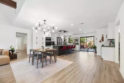 1754 Conrad Sauer Drive, Houston, TX 77043 - Photo 4