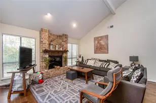 26 Memory Ln, The Woodlands, TX 77380 - Photo 2