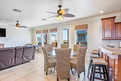 110 Ocean View Drive, Port Bolivar, TX 77650 - Photo 12