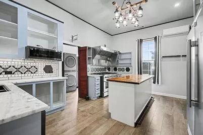 1519 17th St, Galveston, TX 77550 - Photo 6