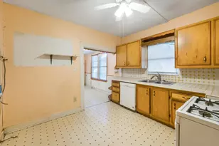 7135 Ave E, Houston, TX 77011 - Photo 14