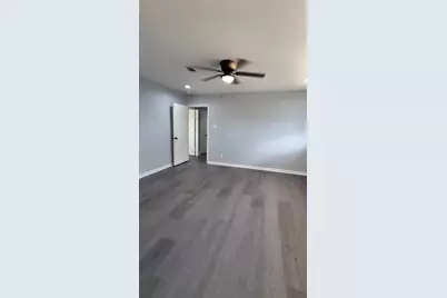 7807 Bellerive Dr Drive, Houston, TX 77036 - Photo 36